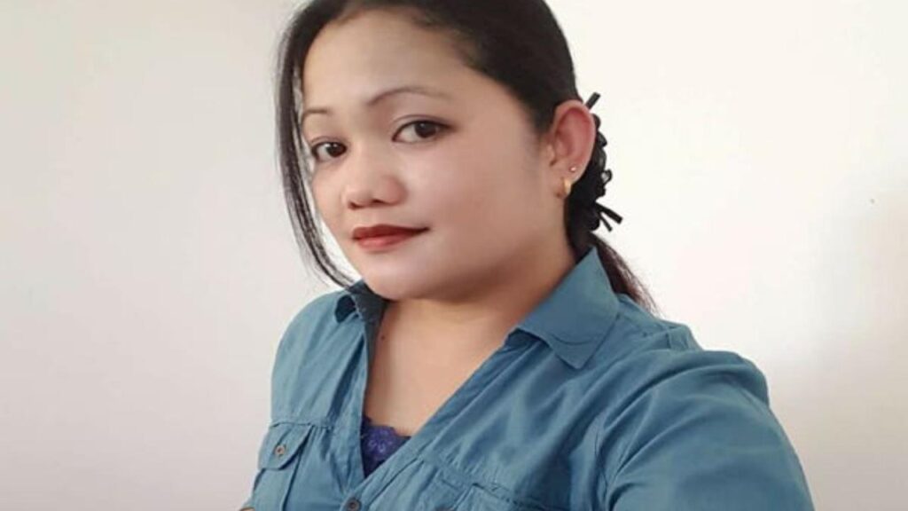 Working Nepali girl number 2024